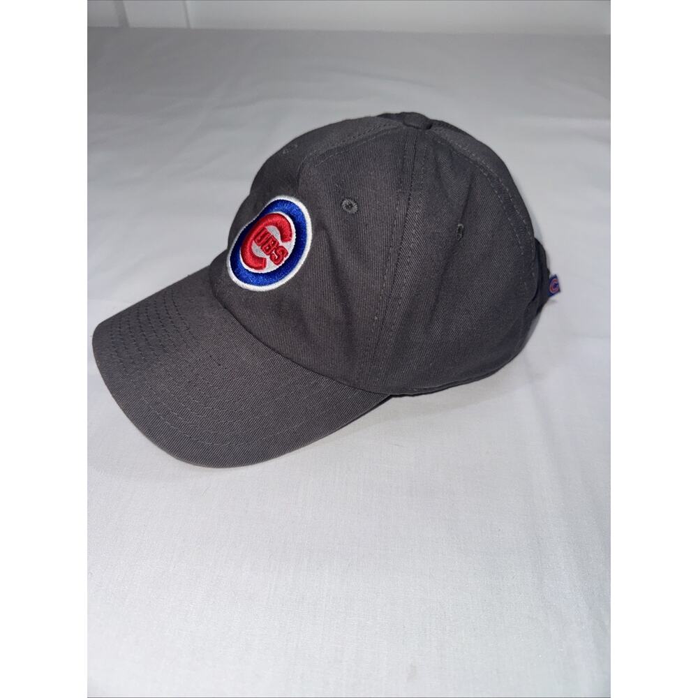 MLB Baseball Official Chicago Cubs Fan Favorite Gray Adjustable Strapback Hat - Picture 3 of 8